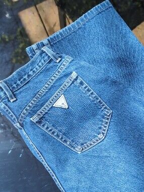 Vintage Guess Medium Wash Jeans Size 31 Triangle Logo